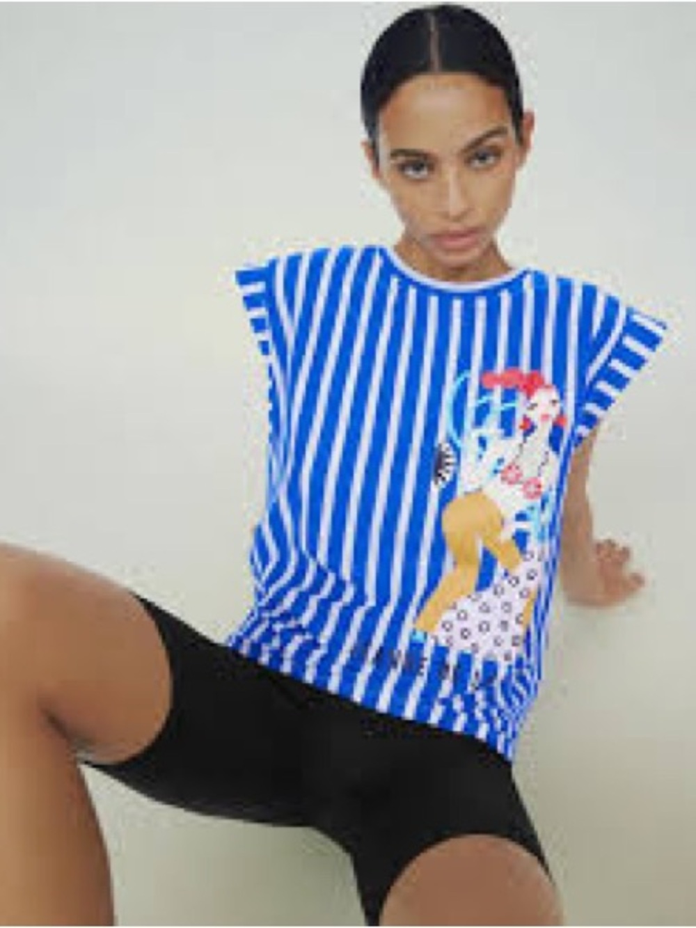 Zara Women in Art Miranda Makaroff Graphic Printed T-Shirt - Picture 4 of 4